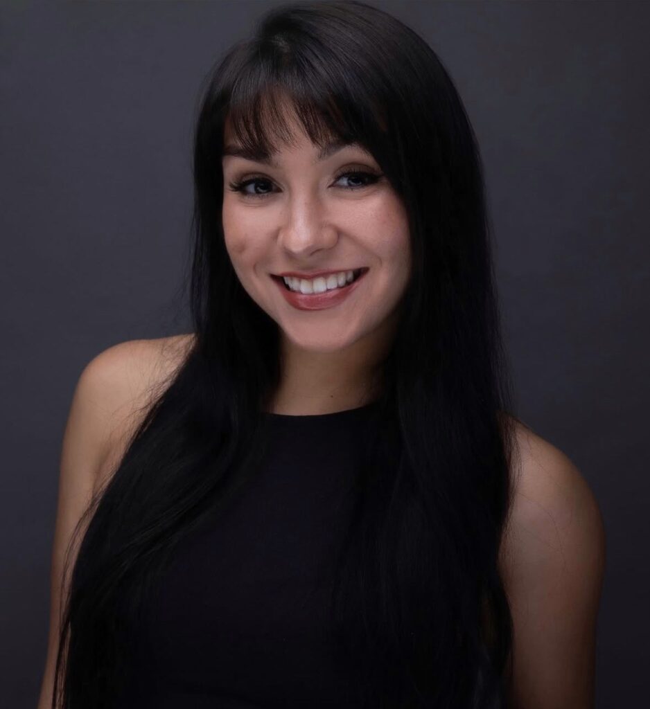 Michelle Morast Headshot