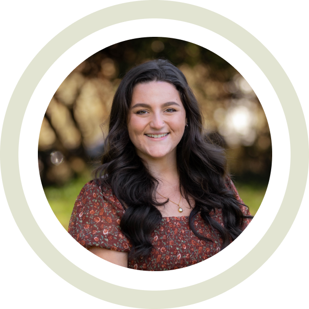 Caitlyn Burger Headshot