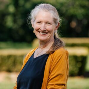 Carrie Koenigstein headshot