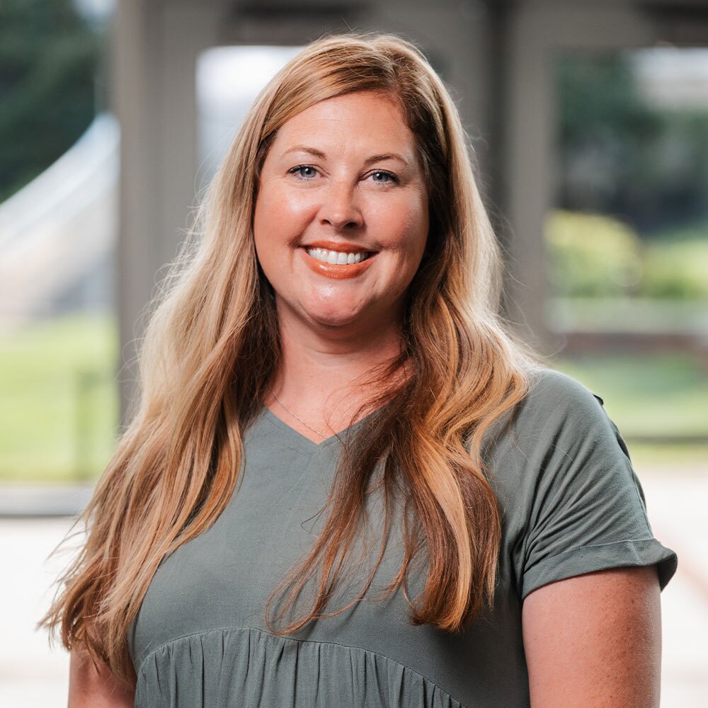 Eleisha Garland headshot