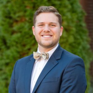 Zachary Knox headshot