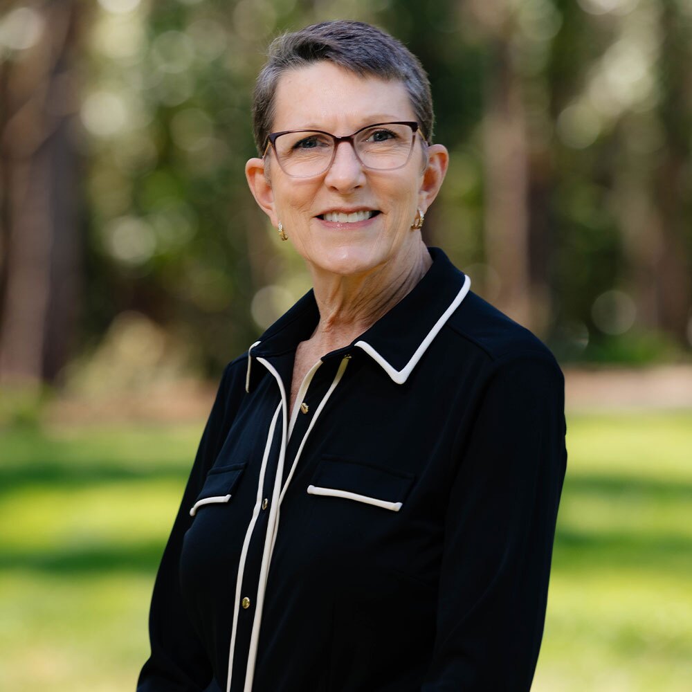 Johnna Shirley headshot