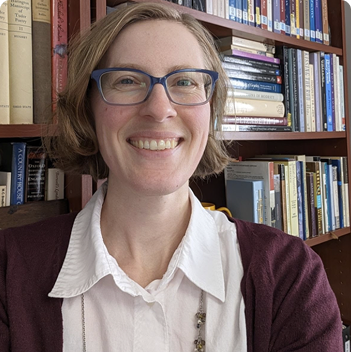 Dr. Rachel Roberts headshot