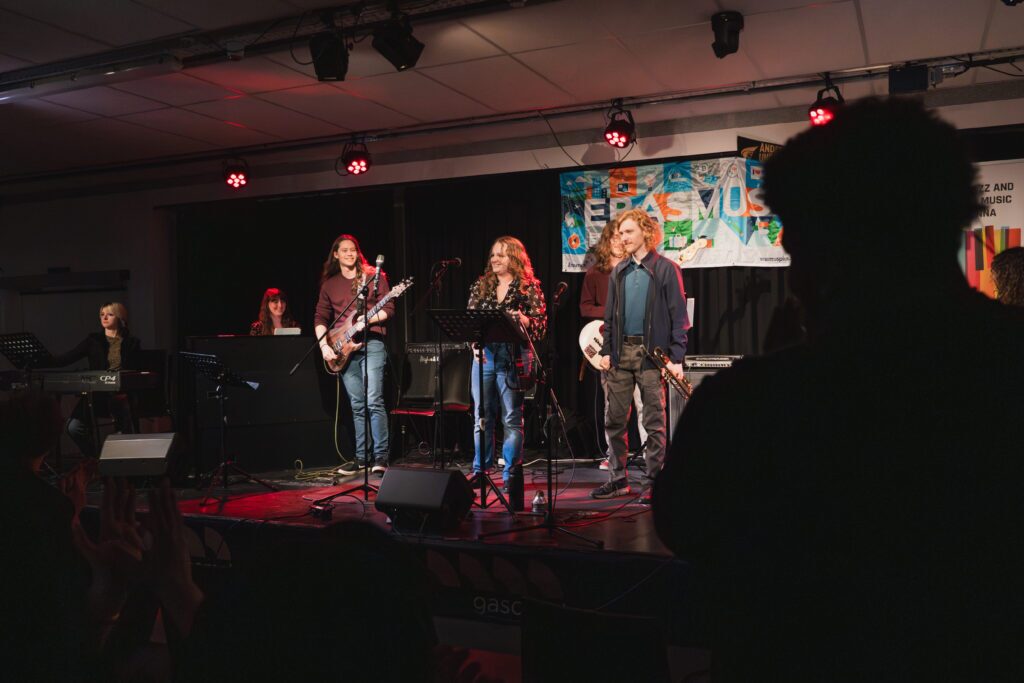 JAM LAB Group on stage