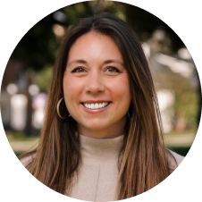 Chelsey Tench headshot