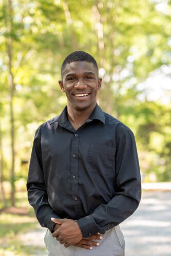 d'andre headshot.jpg optimized d'andre headshot.jpg optimized