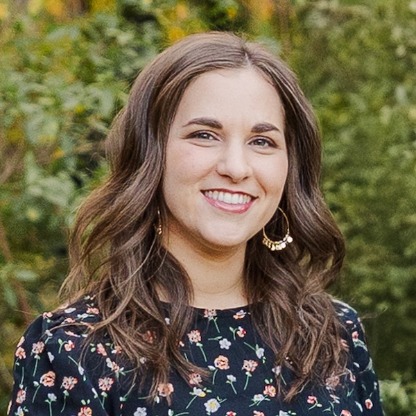 Laura Page: MBA Sharpens Graphic Designer’s Leadership/Management Skills