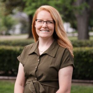 Julie Bostick headshot