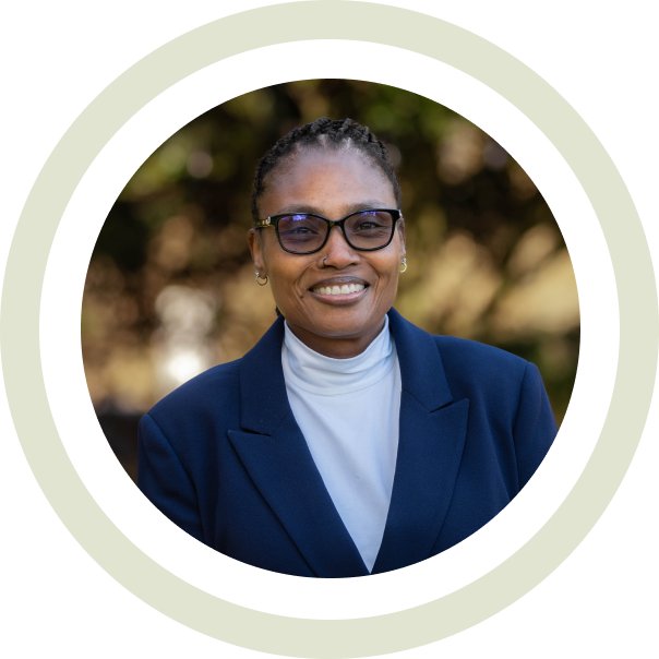 Paula Williams Headshot