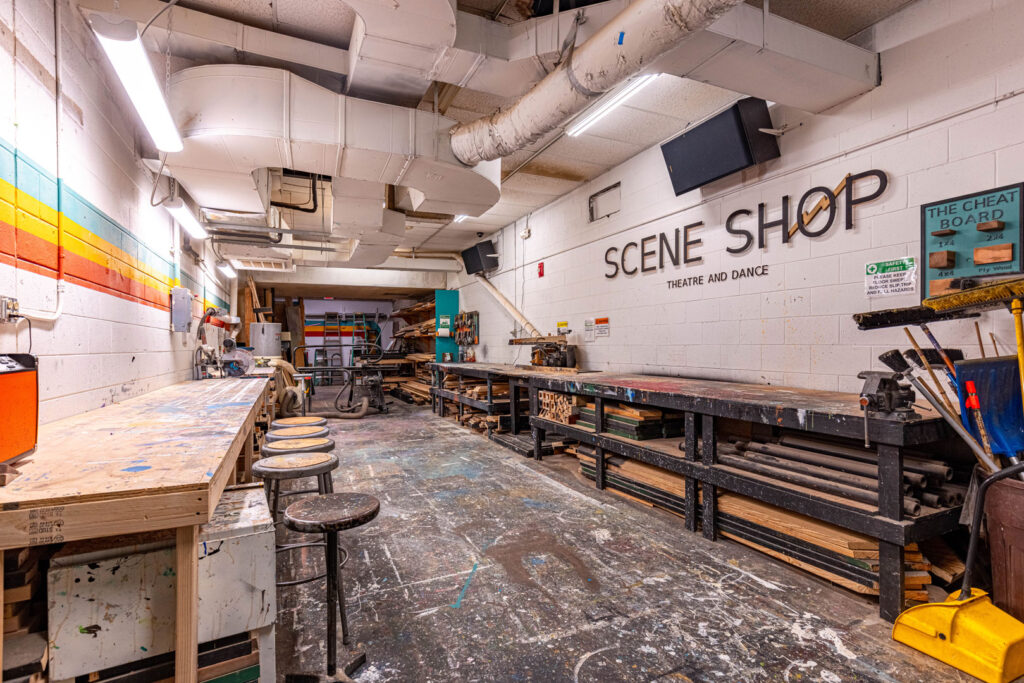 Scene shop