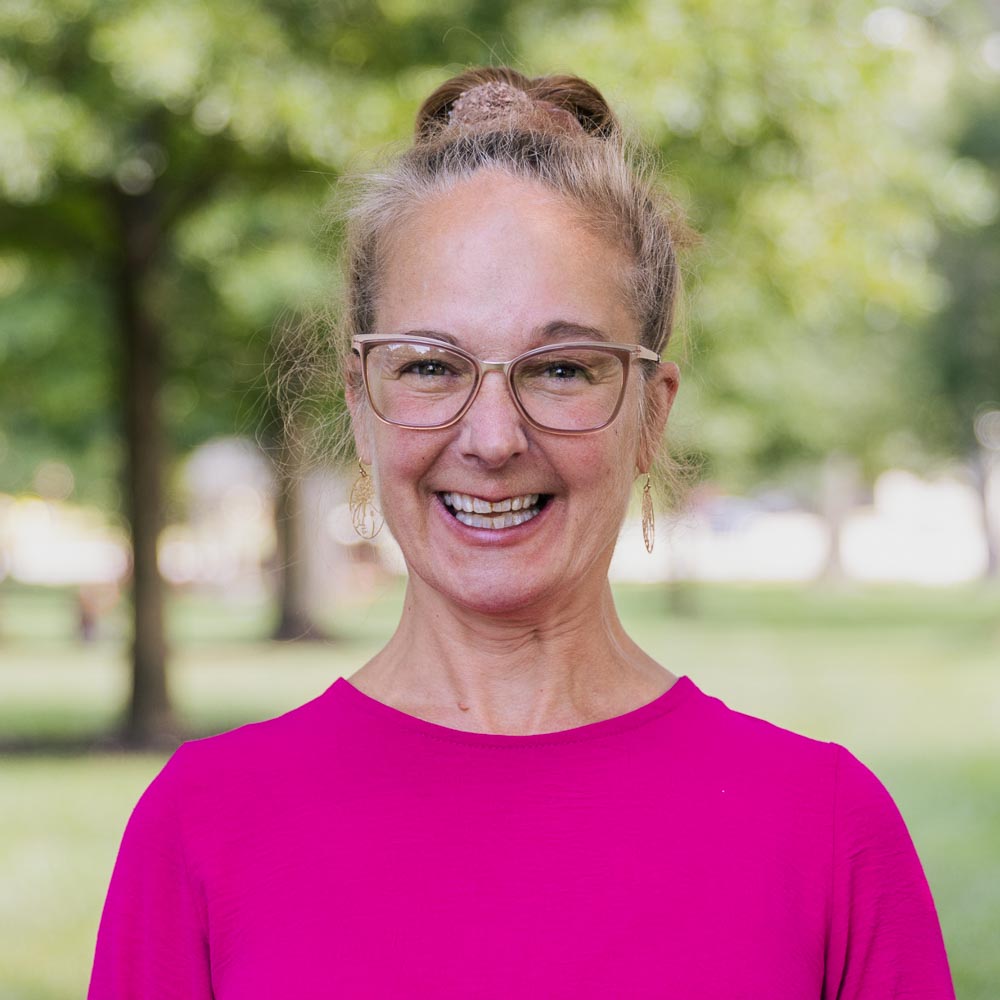 ALLISON STEWART HEADSHOT 1