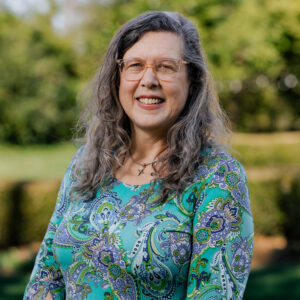 Paula Whitaker headshot