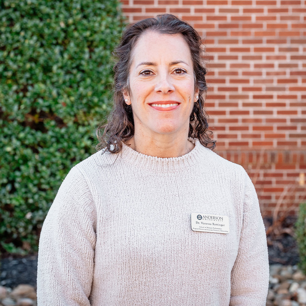 Vanessa Rettinger headshot