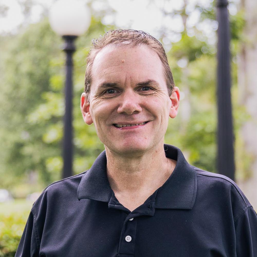 TODD CHAMBERLAIN HEADSHOT