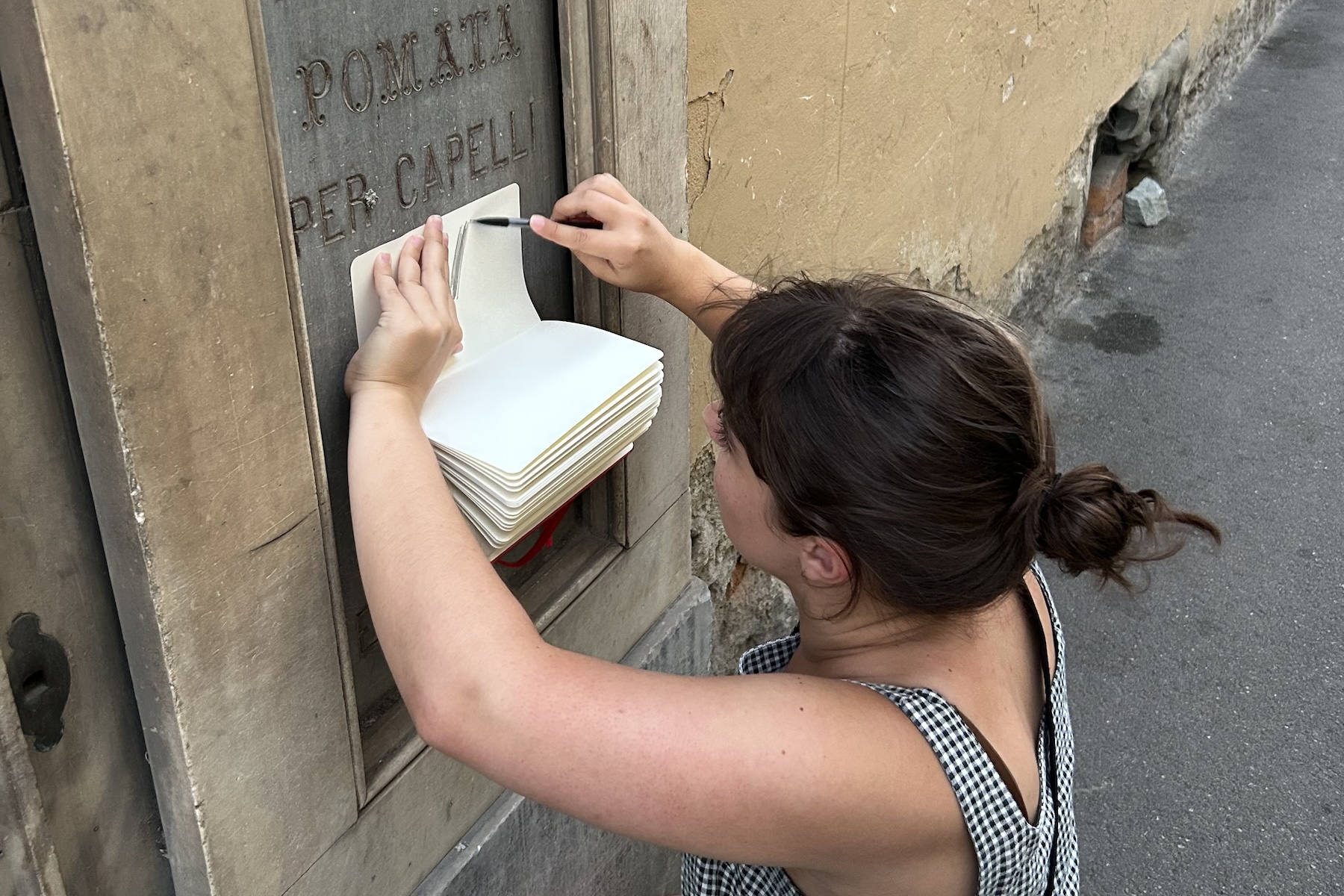 AUTF Florence Typography