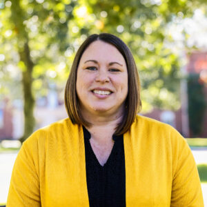 Sarah Owens headshot