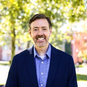 Tom Lockhart headshot