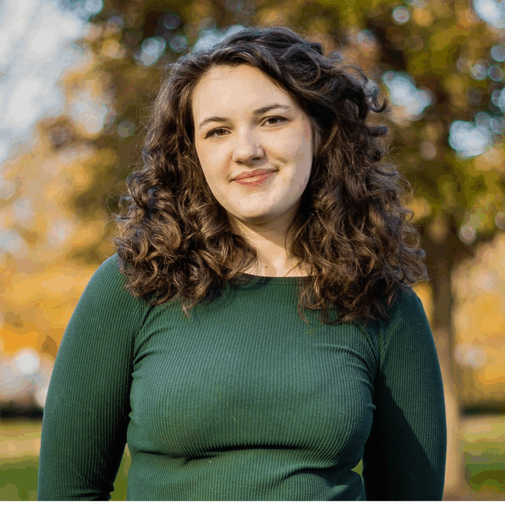 Grace Baldwin headshot