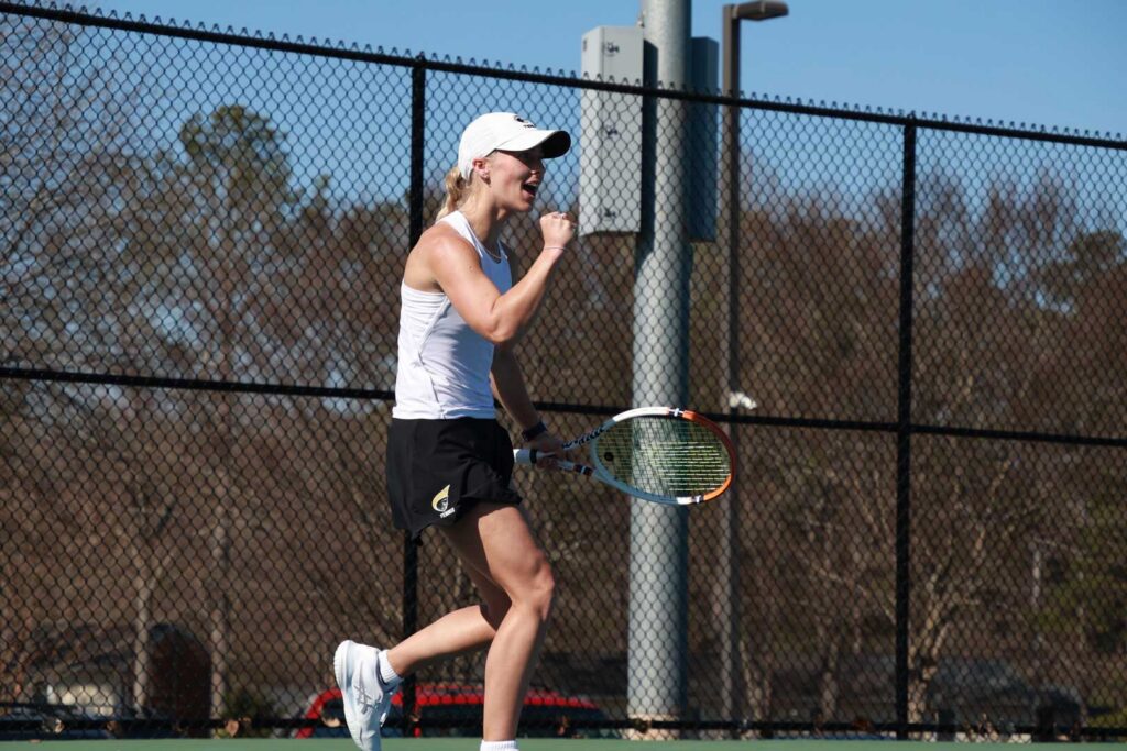 Trojans Women's Tennis